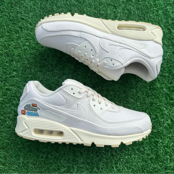 Nike Air Max 90 Se Sail - Cashmere / Team Gold - Picture 15 of 16